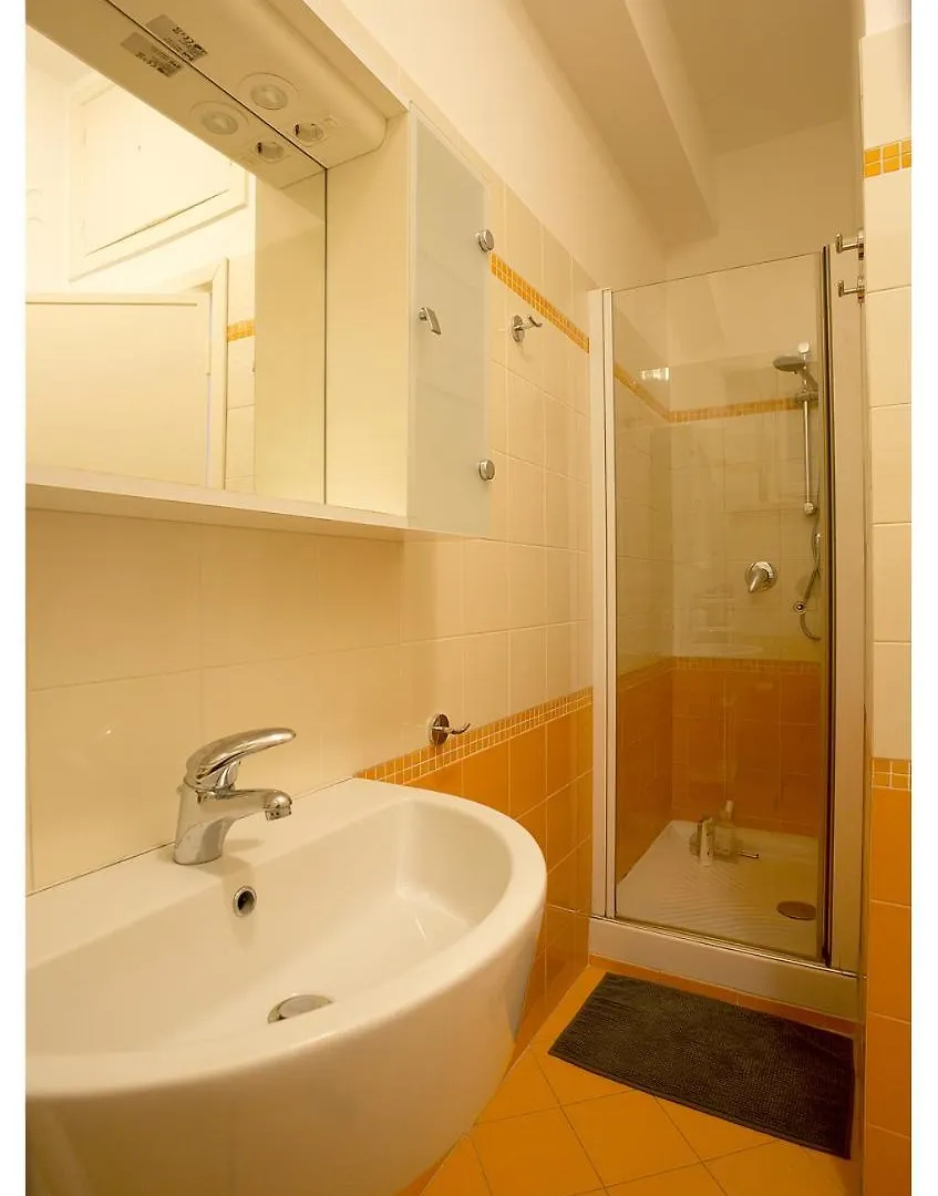 Casa Gorgone, Seafront Flat! Apartment Viareggio