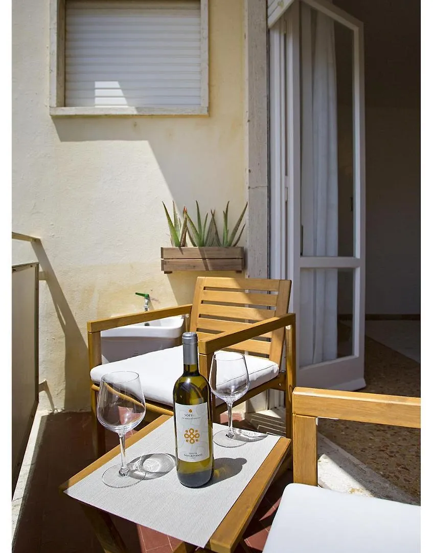 Casa Gorgone, Seafront Flat! Apartment Viareggio