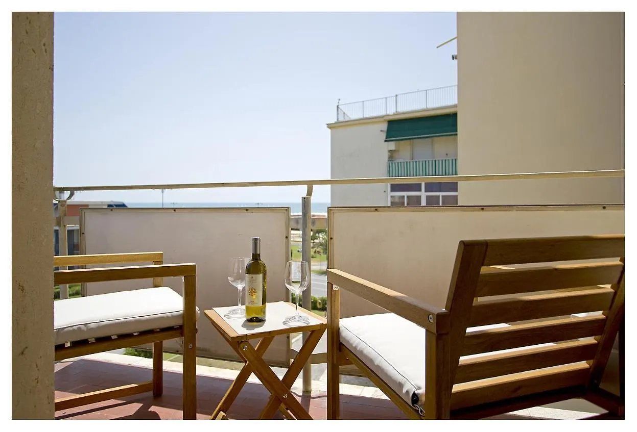 Casa Gorgone, Seafront Flat! Apartman Viareggio Olaszország
