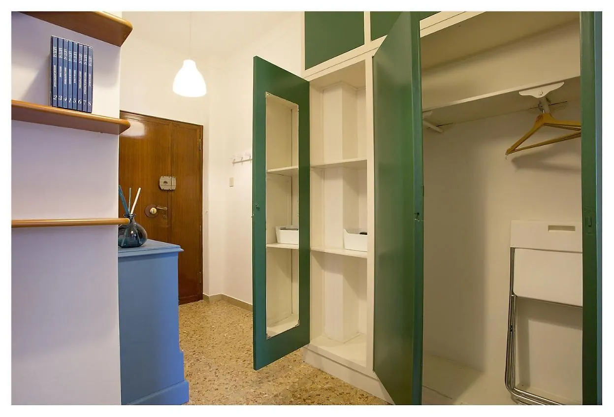 Casa Gorgone, Seafront Flat! Apartman Viareggio